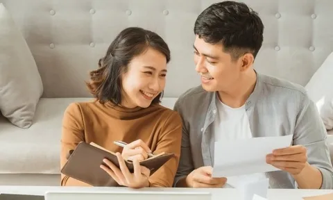 Người trẻ được dạy quản lý tiền trước kết hôn, khuyến khích cưới trước 30 tuổi